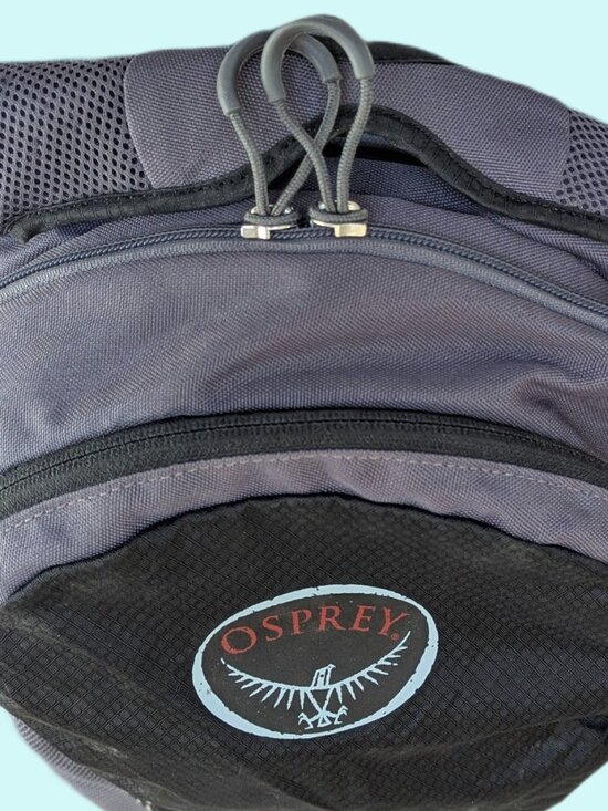 Osprey Daylite H2O Pack with mesh side pockets